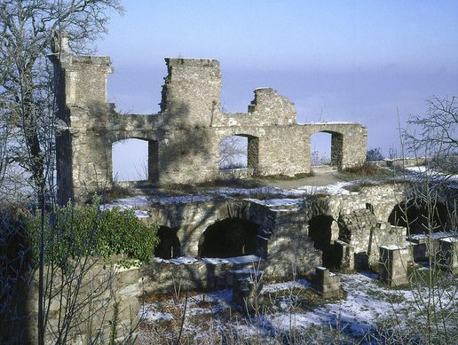 Hohentwiel Fortress Ruins, The long building in winter