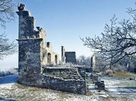 Ruines du château-fort de Hohentwiel, caserne en hiver; l'image: Staatliche Schlösser und Gärten Baden-Württemberg, Arnim Weischer