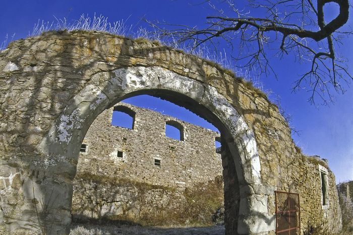 Bandhaus in der oberen Festung der Festungsruine Hohentwiel