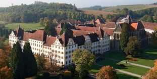 Kloster und Schloss Salem aus der Luft