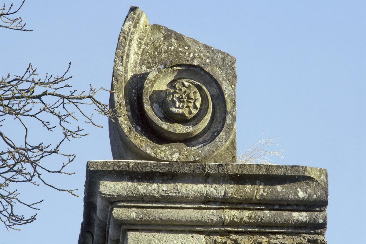 Festungsruine Hohentwiel, Giebel des Langen Baus der oberen Festung