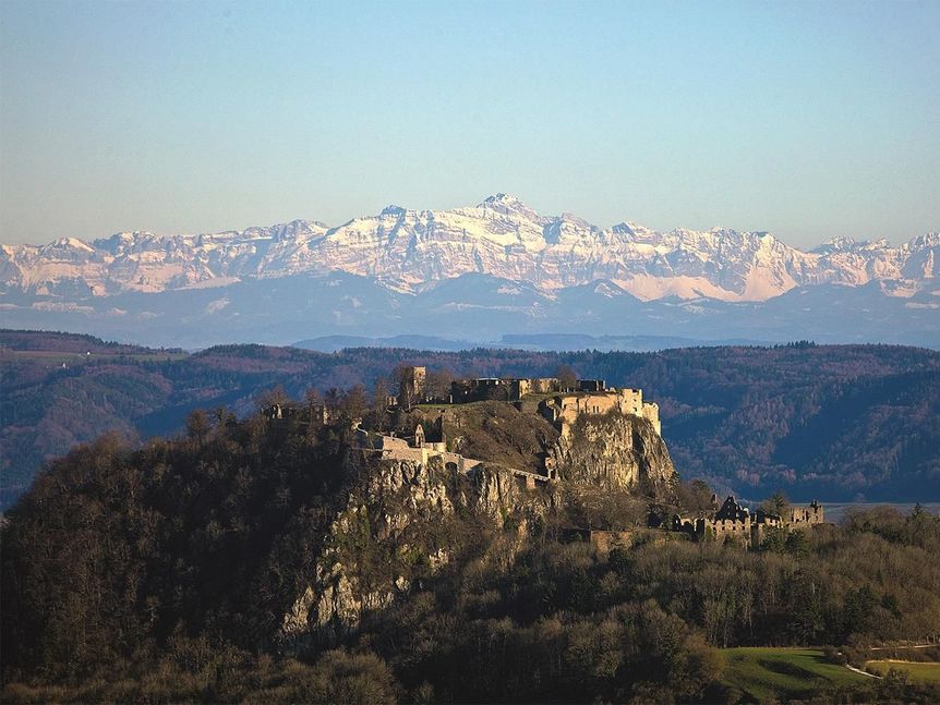 Festungsruine Hohentwiel, Ausblick auf die Alpen